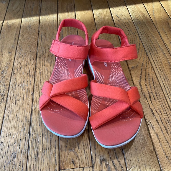 Clarks cloudstepper Arla Gracie coral washable sandals - Picture 2 of 2